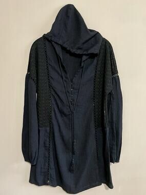 Monoreno Black Hooded Boho Goth Whimsigoth Open-Knit Lace Tunic Size M